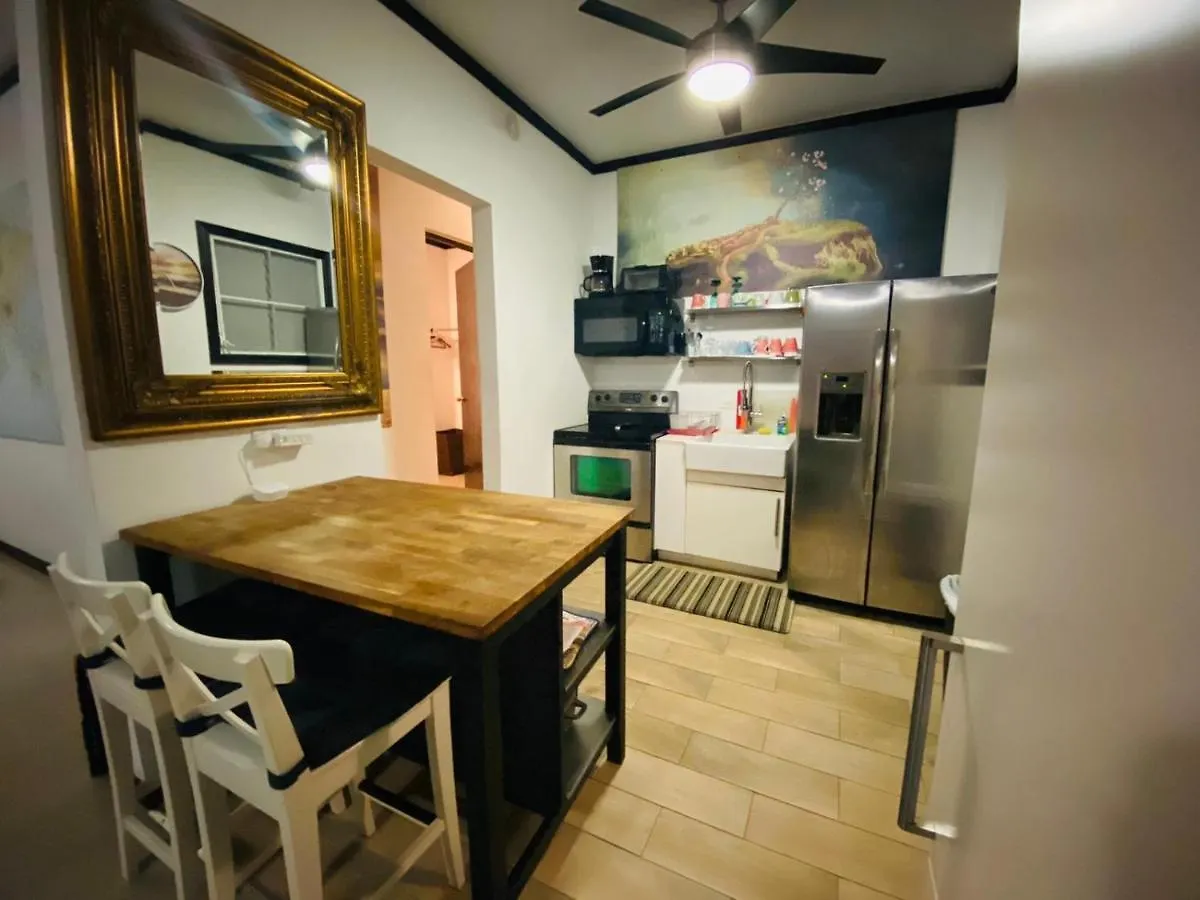 Emmanuelli Sur 3 Bedroom Mall Of San Juan Home By Rentalspr 0*,  Puerto Rico